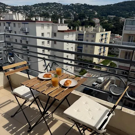 Apartamento T2 Rénové Avec Grande Terrasse Le Cannet