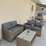 דירה T2 Renove Avec Grande Terrasse *