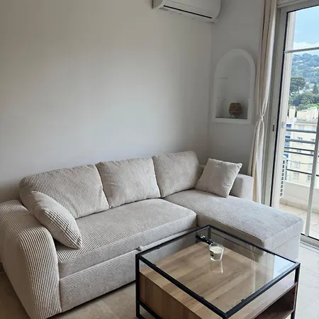 Magnifique T2 Avec Grande Terrasse Appartement Le Cannet