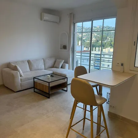 Magnifique T2 Avec Grande Terrasse *